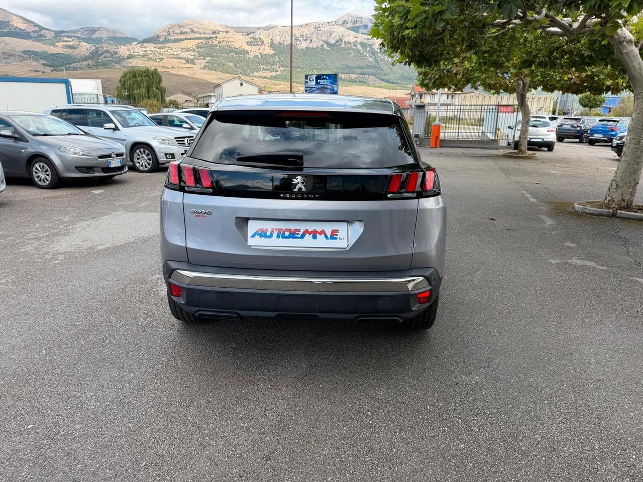 Peugeot 3008 BlueHDi 130 S&S EAT8 Allure