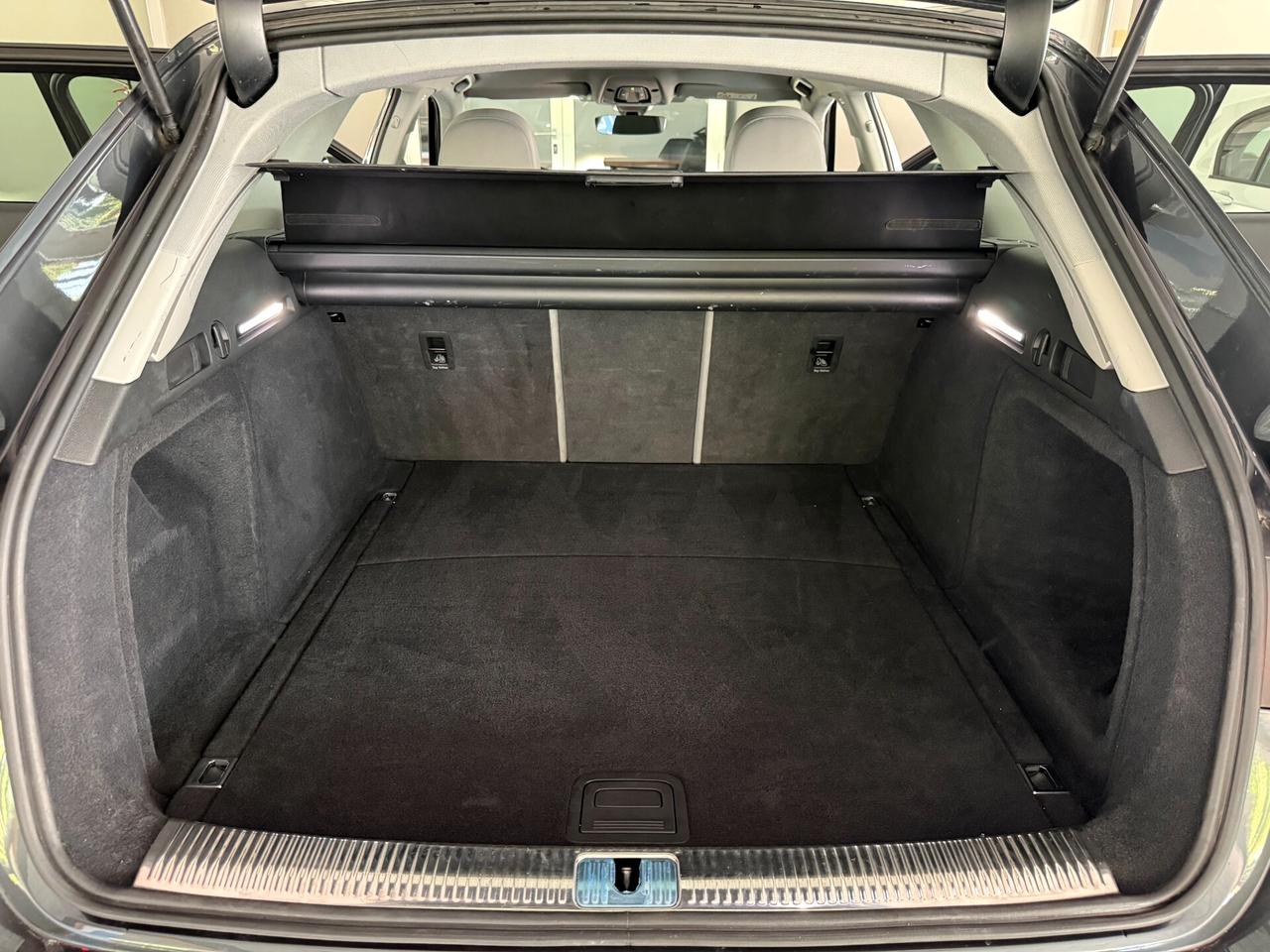 Audi A4 40 TDI quattro S tronic Business