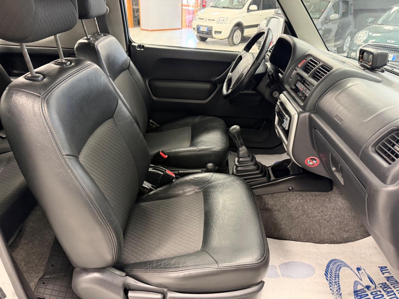 Suzuki Jimny 1.3i 16V cat 4WD JLX Special