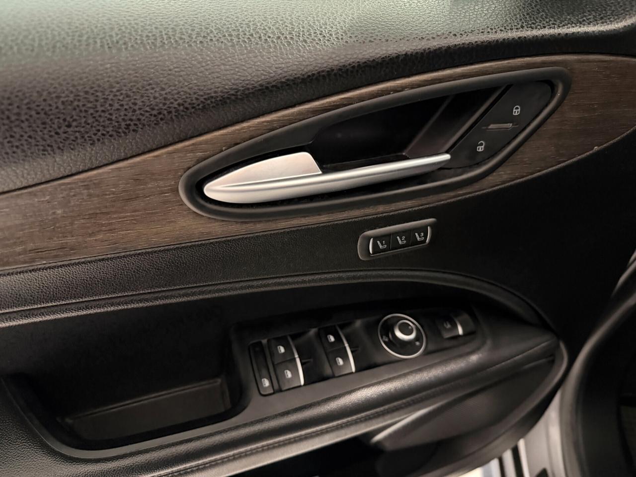 Alfa Romeo Stelvio 2.2 Turbodiesel 210 CV AT8 Q4 Executive