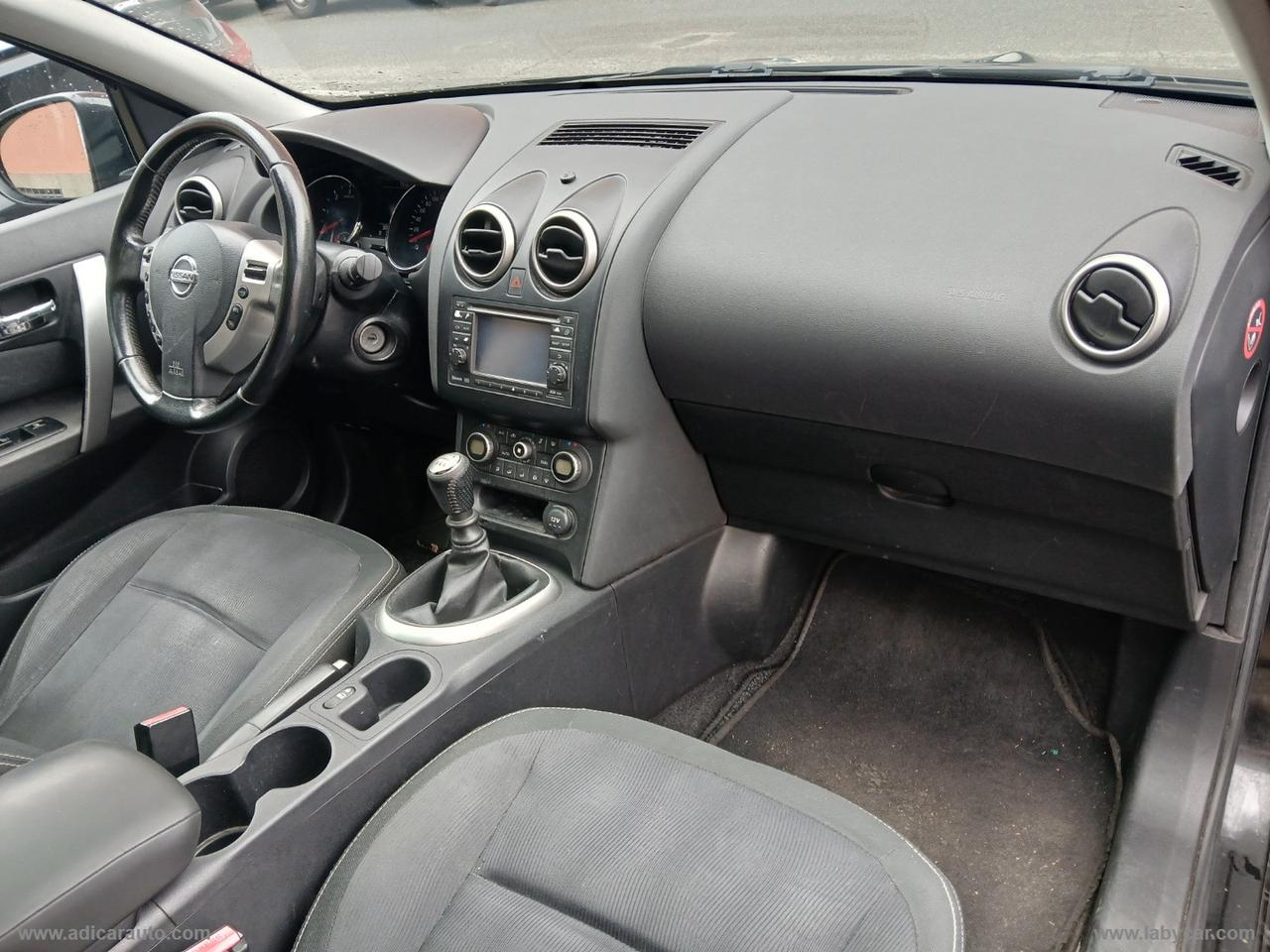 NISSAN Qashqai 2.0 dCi DPF Tekna