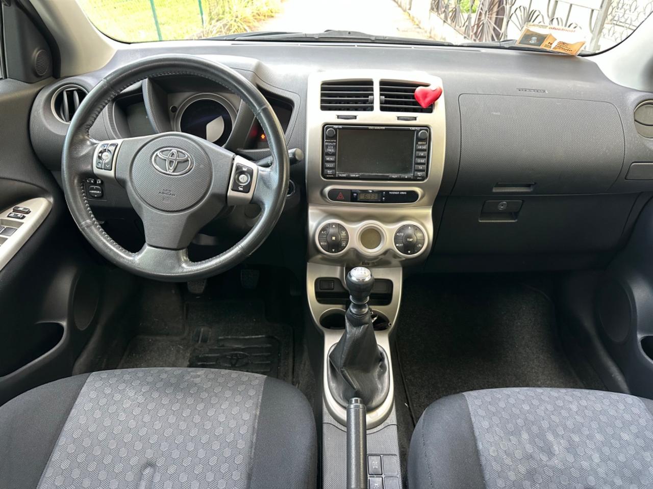 Toyota Urban Cruiser 1.4 D-4D AWD Luxury