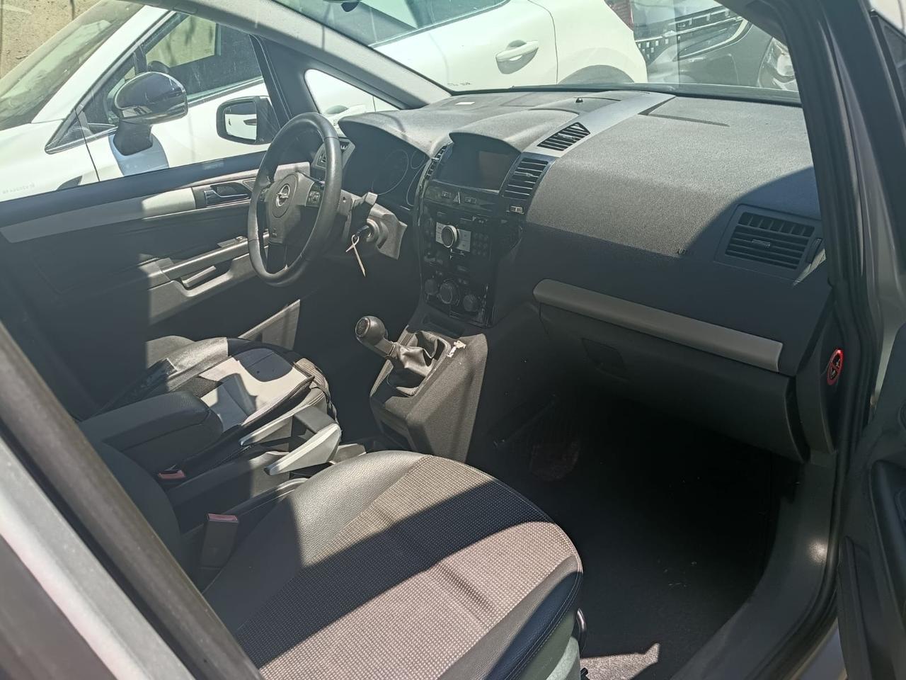 Opel Zafira 1.6 16V ecoM 94CV Cosmo 7 POSTI METANO