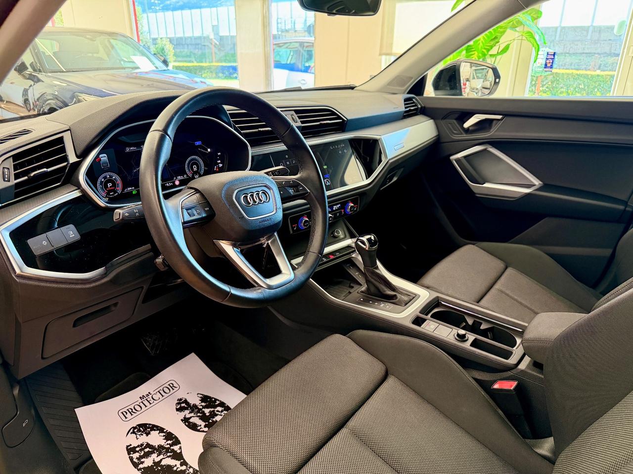 Audi Q3 35 TDI - SPORTBACK S-LINE EDITION