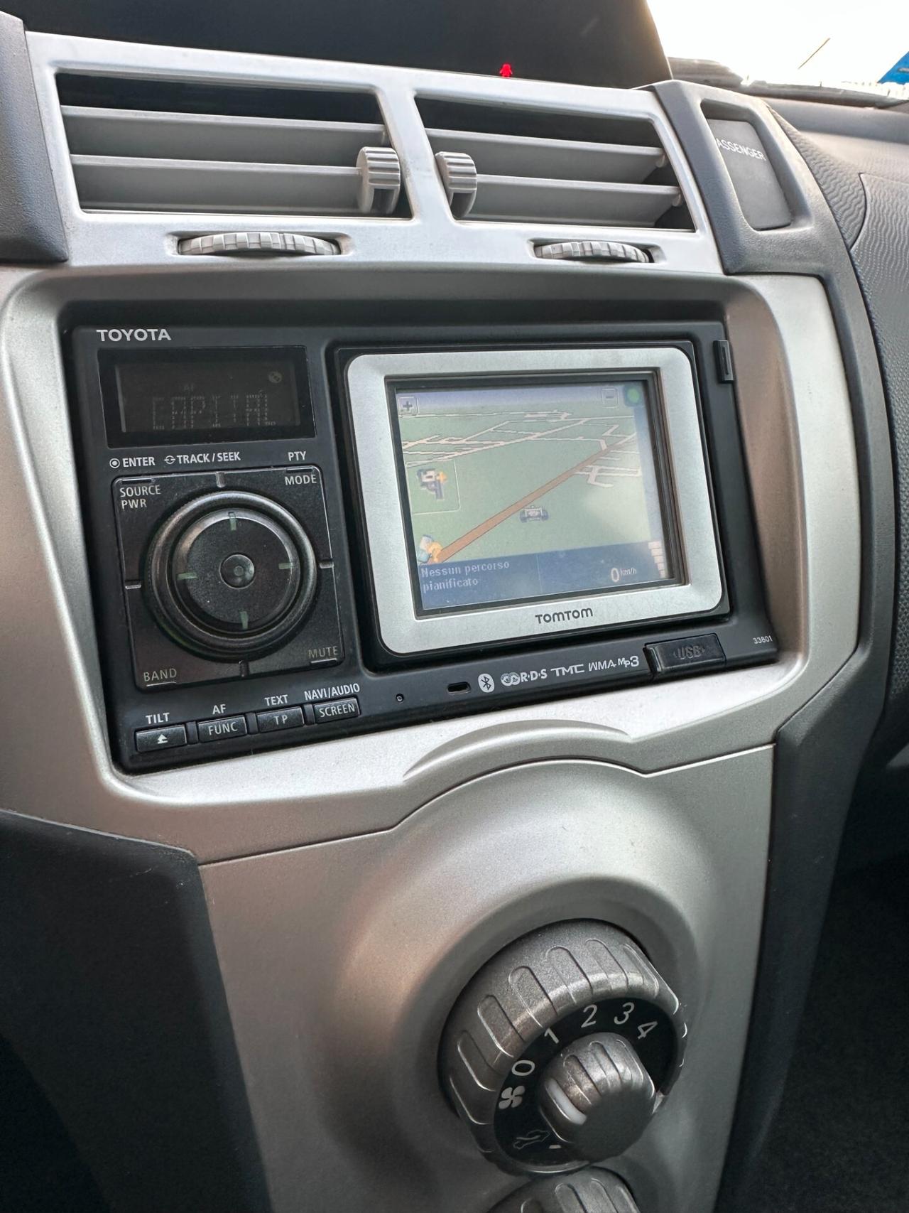 Toyota Yaris 1.3 5pt Benz Navi 2007 Garantita