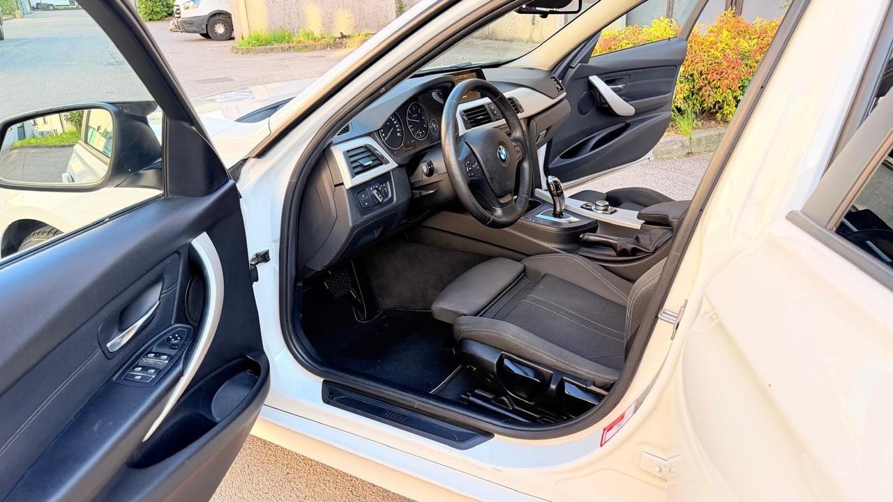 Bmw 320 320d xDrive Touring Sport