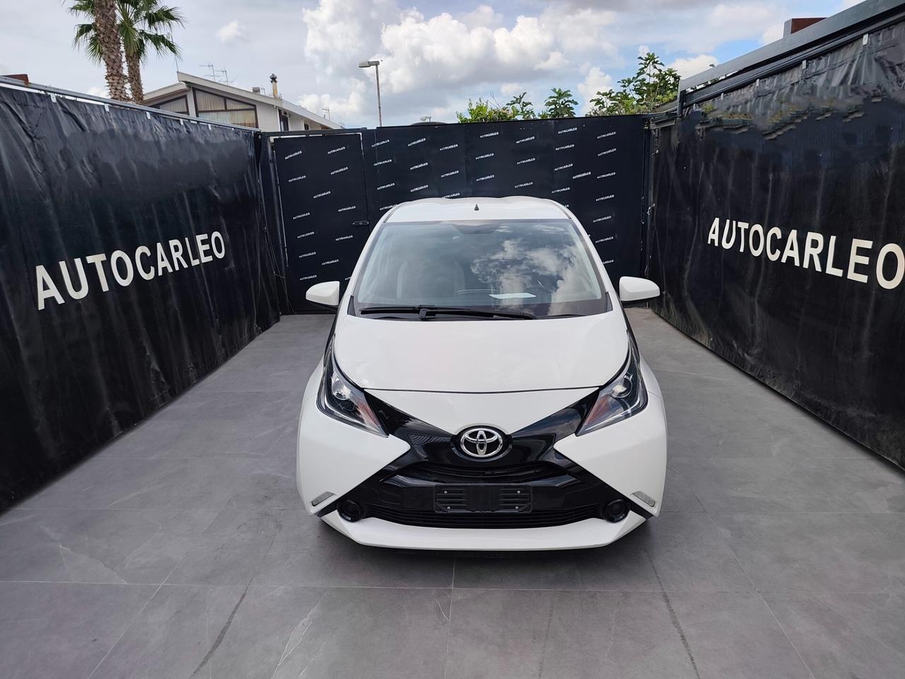 Toyota Aygo 1.0 BENZINA KM 83000 x-play