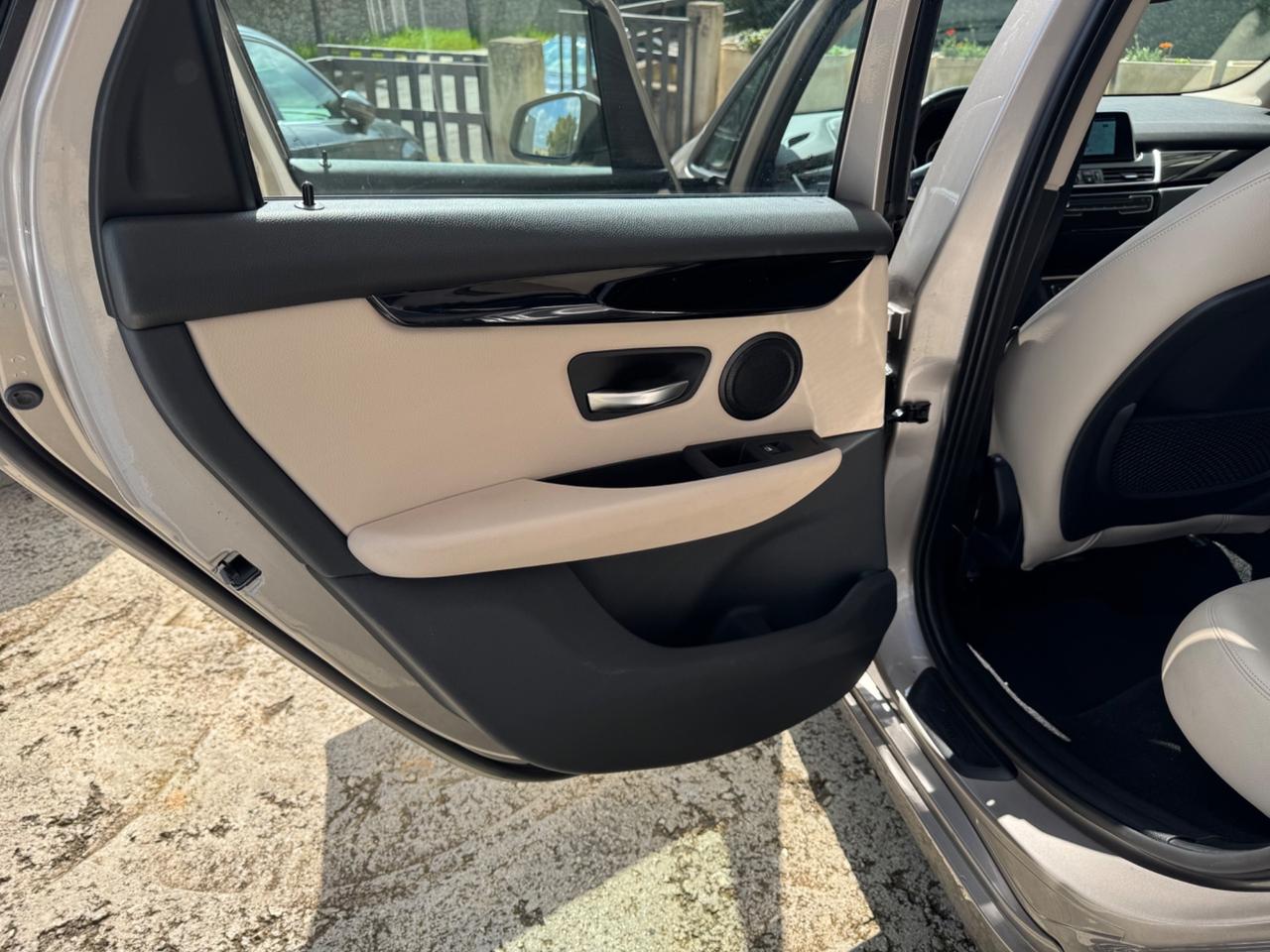 Bmw 216d Active Tourer Luxury - NUOVA - 2021