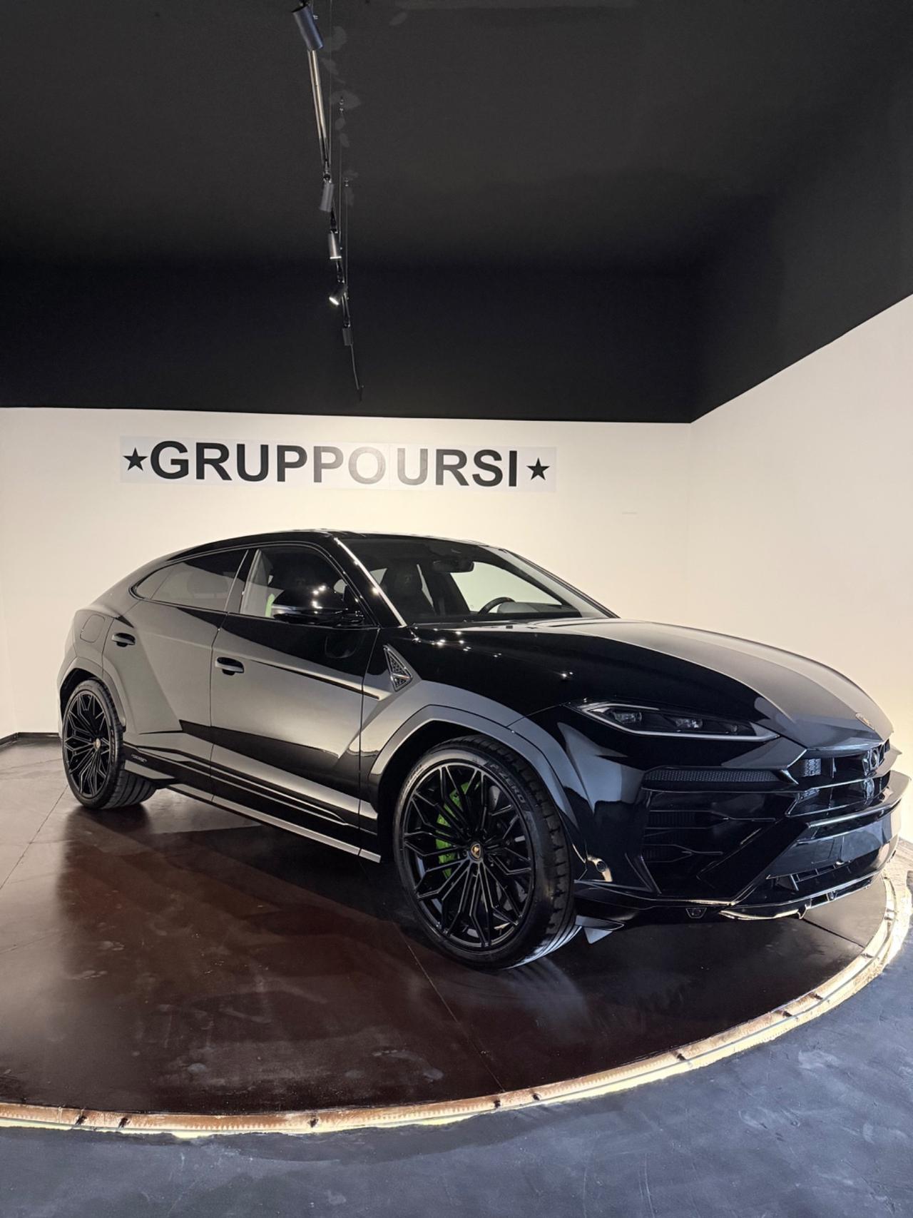 Lamborghini Urus 4.0 SE