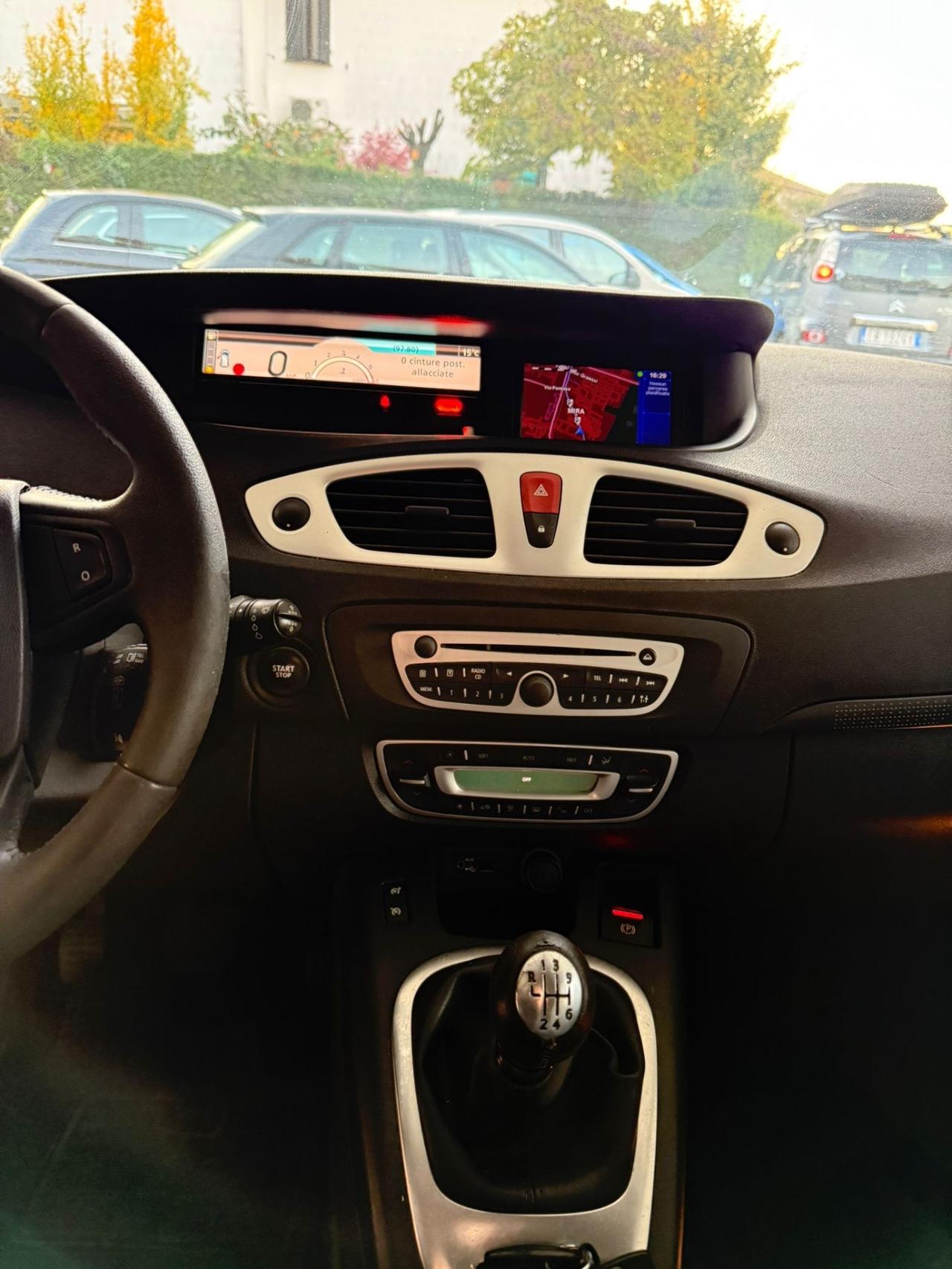 Renault Scenic Scénic X-Mod 1.9 dCi 130CV Luxe