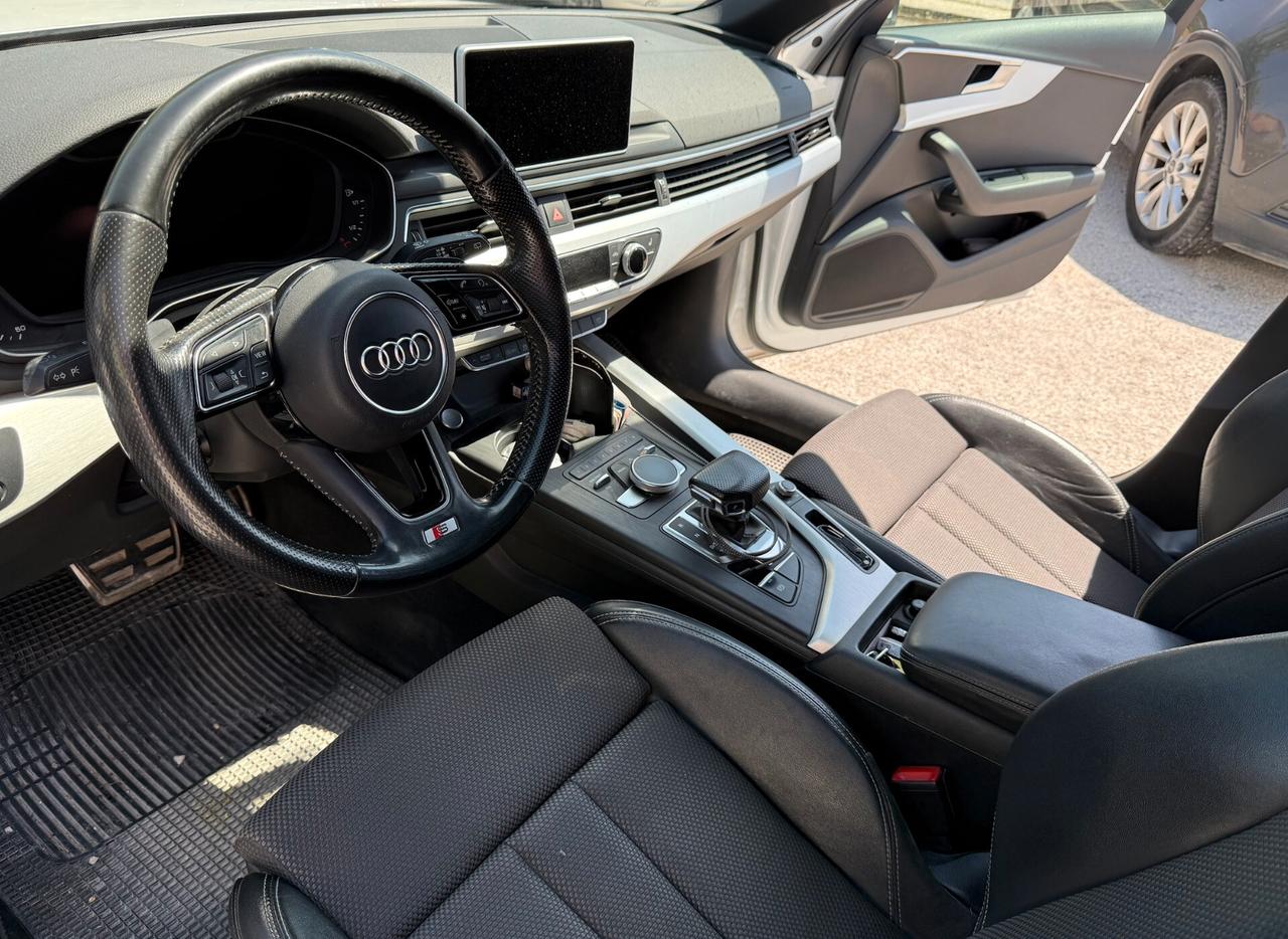 Audi A4 AVANT 2.0 TDI S-LINE