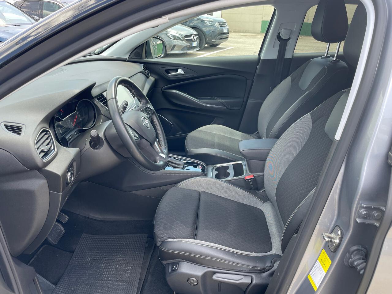 Opel Grandland X 1.5 diesel Ecotec 130CV aut. Elegance