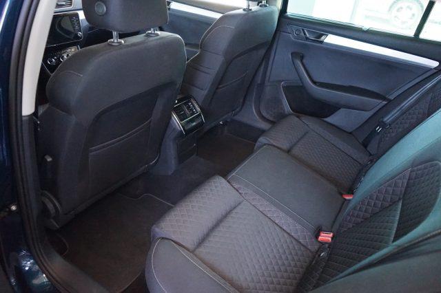SKODA Superb 2.0 TDI EVO 122 CV SCR DSG Wagon Executive
