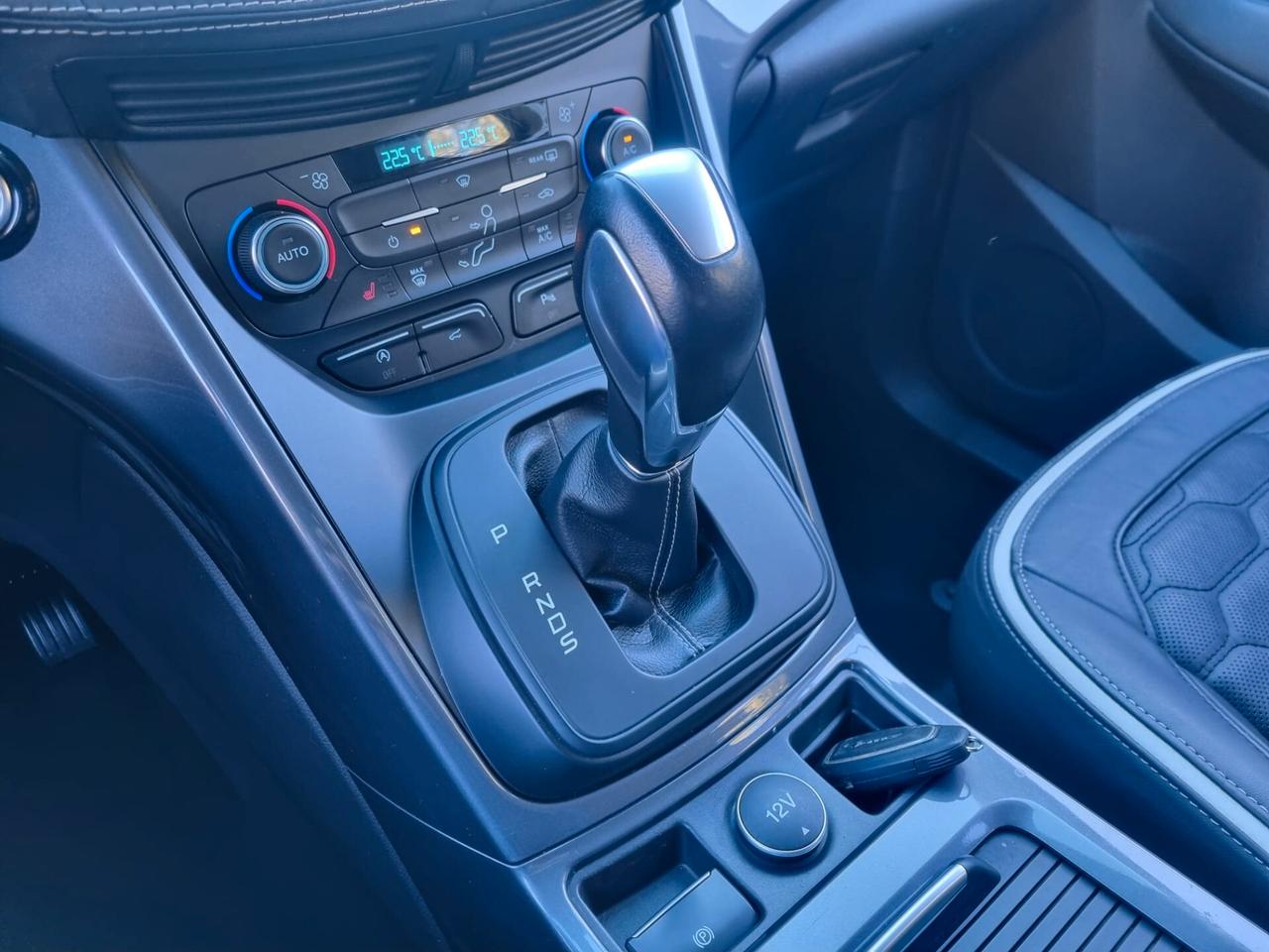 Ford Kuga 2.0 TDCI 150 CV S&S 4WD Powershift Vignale