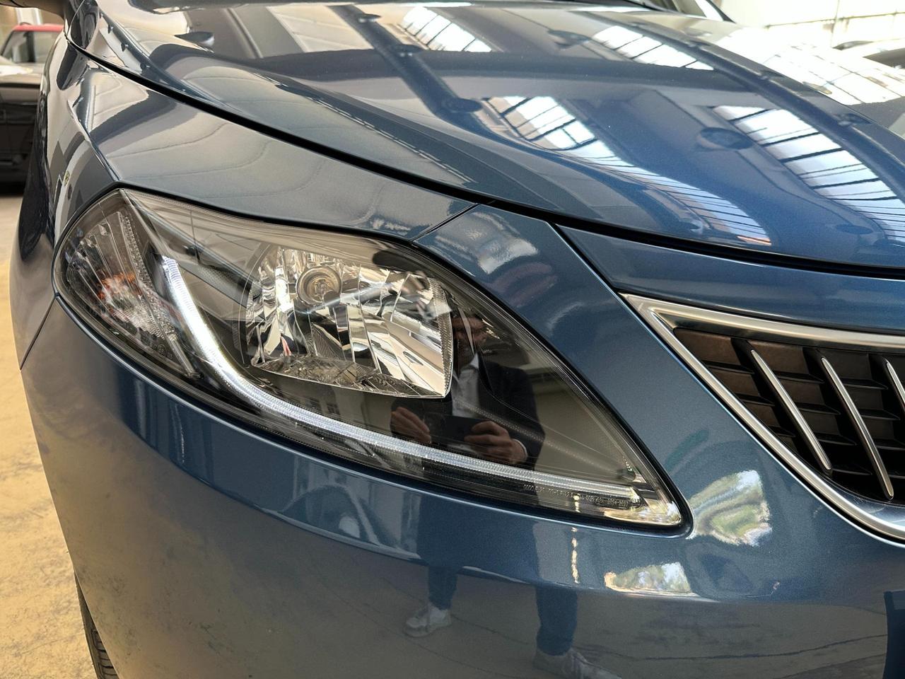 Lancia Ypsilon 1.0 firefly hybrid Gold Plus s&s 70cv 5p.ti-Camera-Carplay