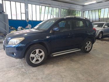 Toyota RAV 4 RAV4 2.2 D-4D 136 CV Luxury