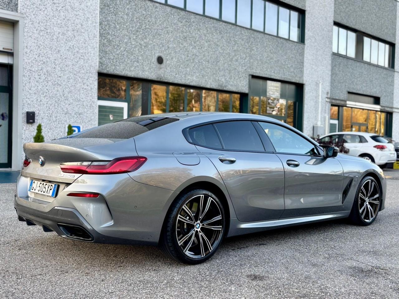 Bmw 850 M850i xDrive 5 porte