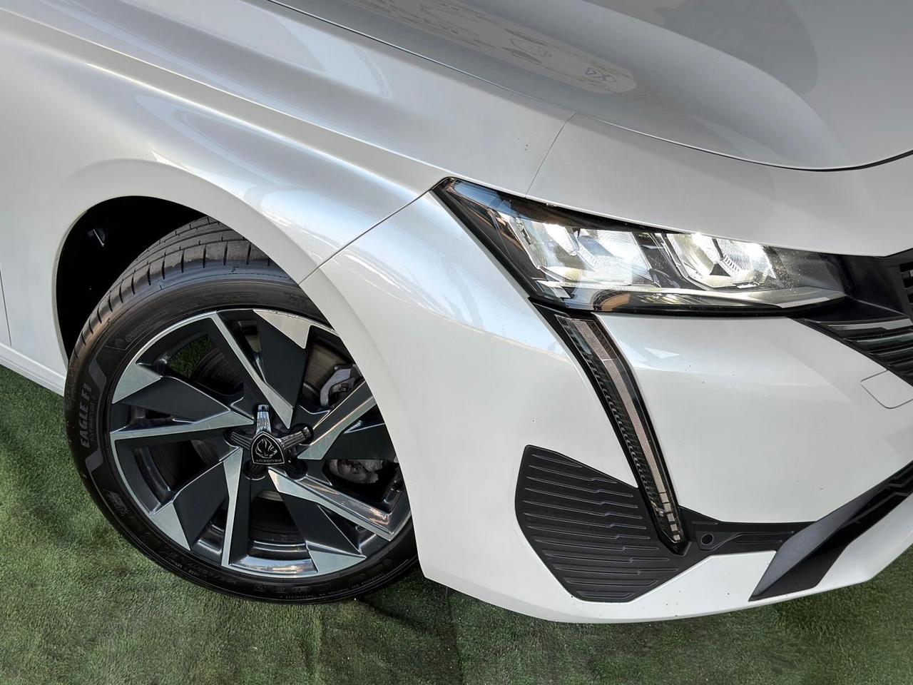 Peugeot 308 Allure Pack 1.5 Diesel 130 CV Automatica – 2023
