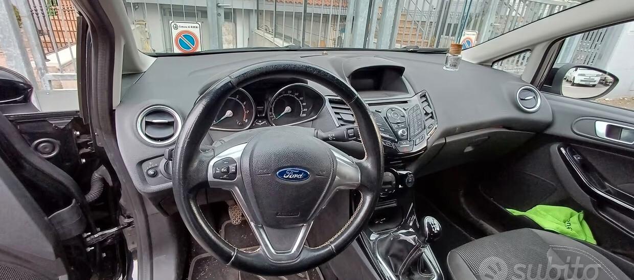 Ford FIESTA 1.4 GPL-UNICO PROPR-NAVI-3 REVISIONI