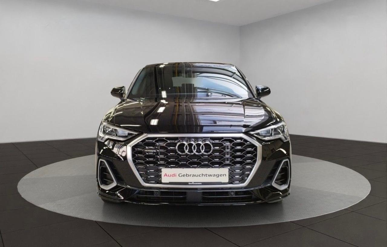 Audi Q3 40 Tdi Sportback S line edition Tetto Panoramico