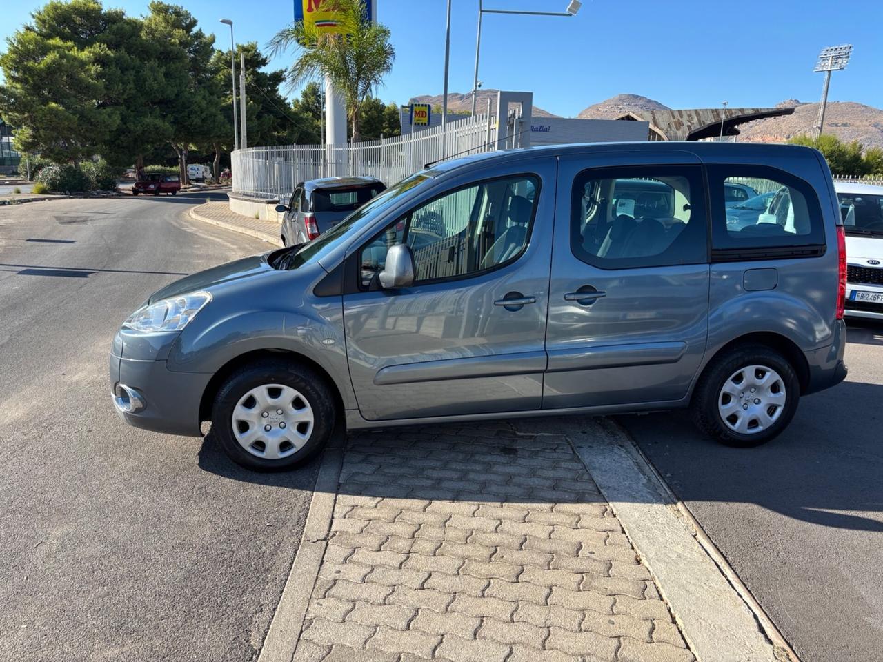 Peugeot Partner Tepee 1.6 HDi 92CV Outdoor