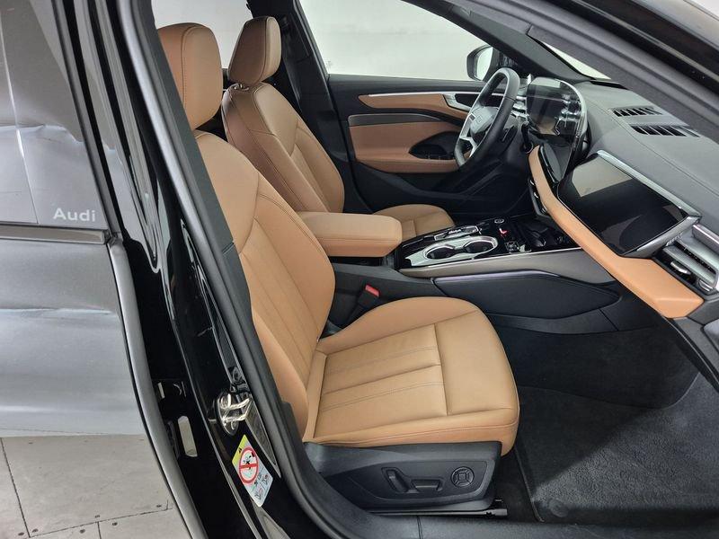 Audi A6 VI 2025 Avant Avant 2.0 e-hybrid S line edition quattro 299cv