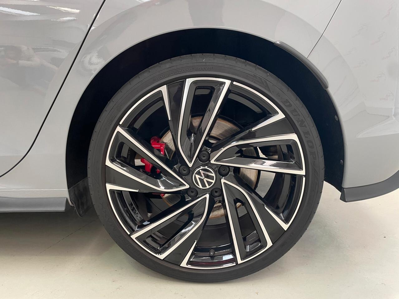 Volkswagen Golf 2.0 TSI 245CV GTI DSG