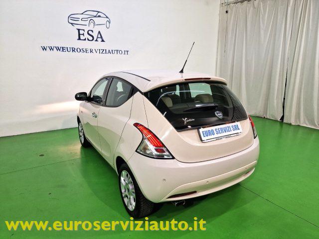 LANCIA Ypsilon 1.2 69 CV 5 porte Platinum