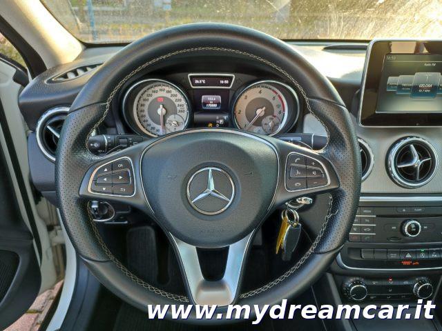 MERCEDES-BENZ GLA 180 d Automatic Business