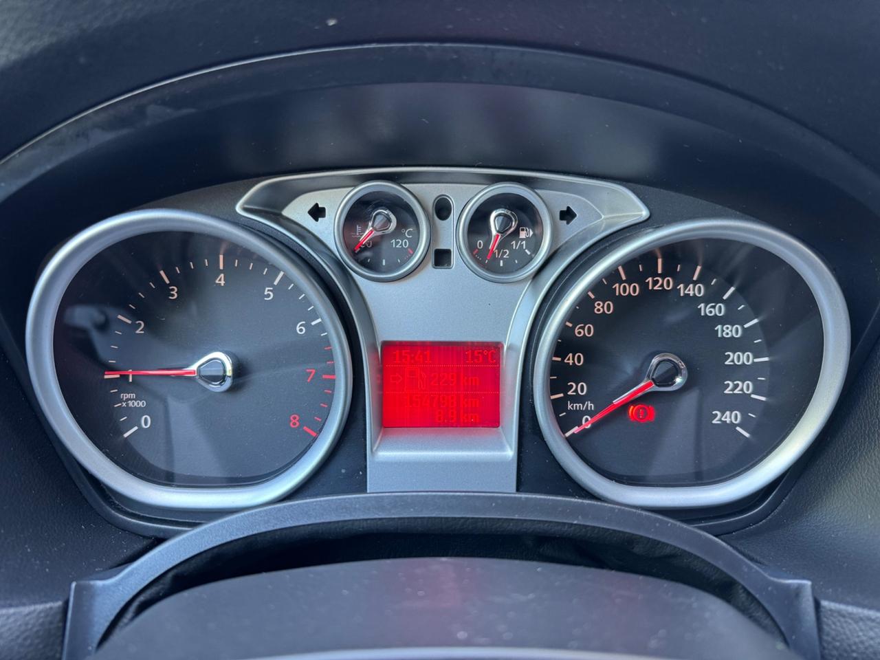 Ford Focus 1.6 benzina 116cv