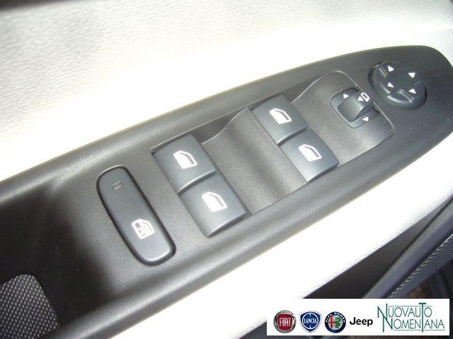 FIAT 600 Hybrid 110CV DCT6 MHEV La Prima NAVI / TELECAMERA
