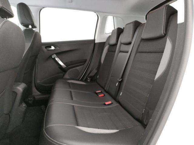 PEUGEOT 2008 PureTech Turbo 110 S&S Allure