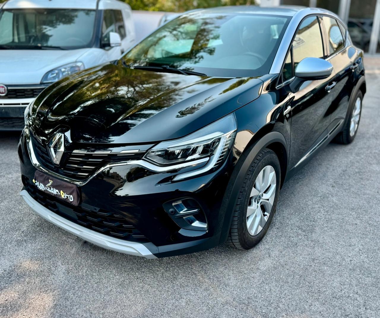 Renault Captur 1.6 Plug-in Hybrid E-Tech 160 CV Intens