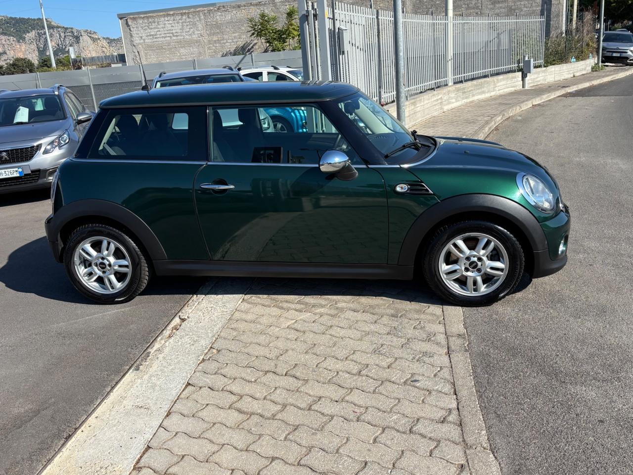 Mini 1.6 16V One (55kW)