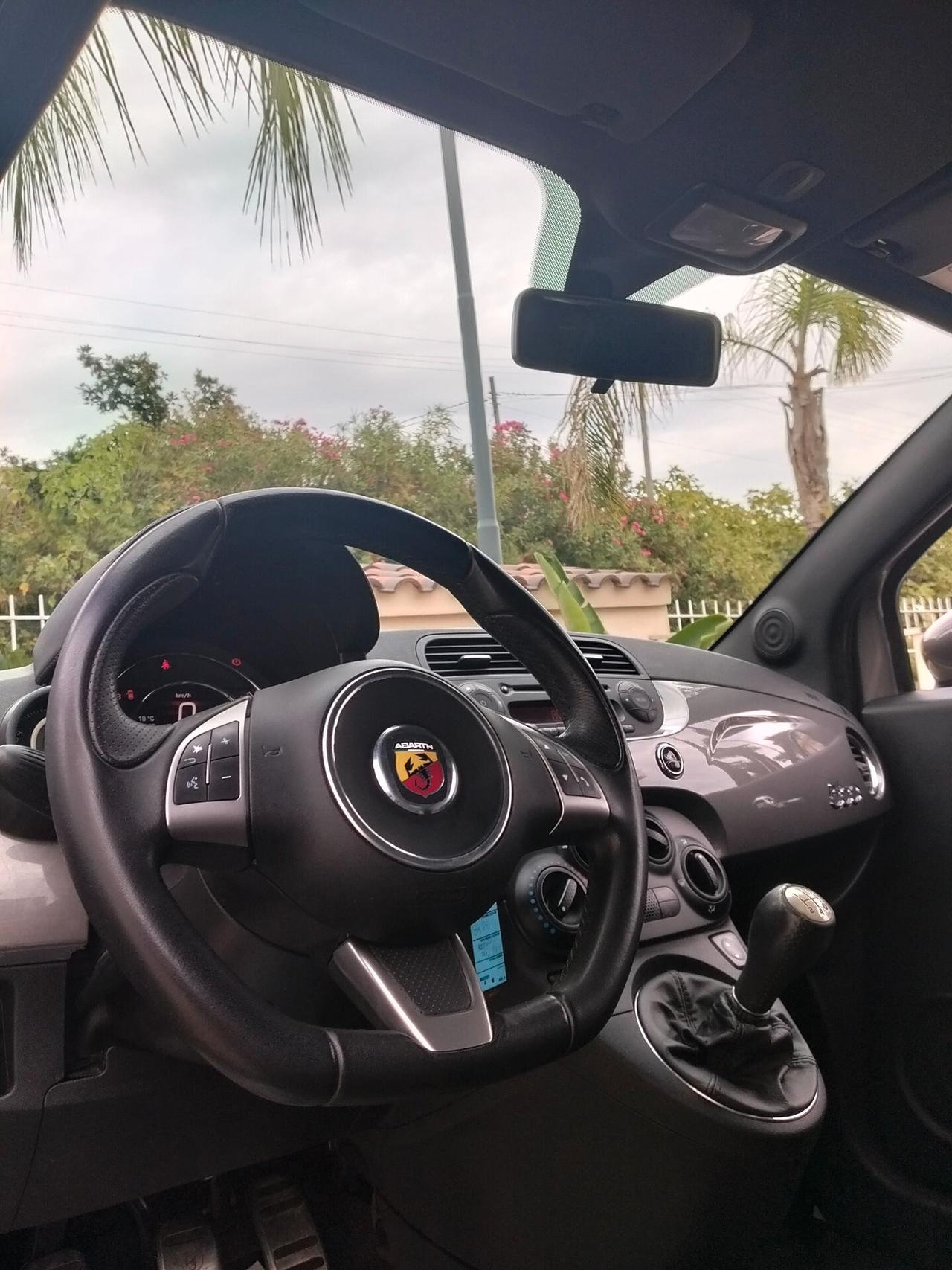 Abarth 595 1.4 Turbo T-Jet 140 CV