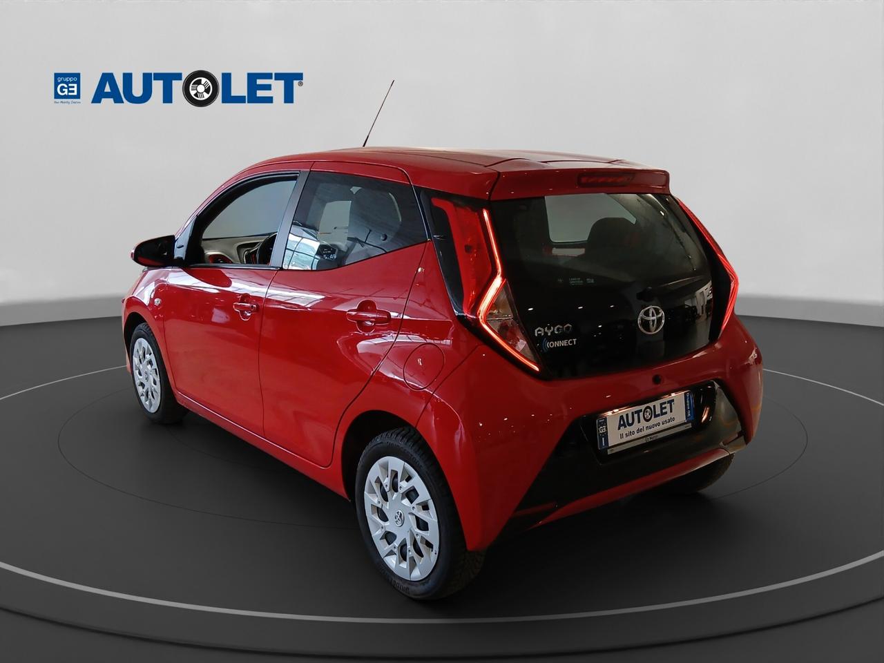 Toyota Aygo Connect 1.0 VVT-i 72 CV 5 porte x-play
