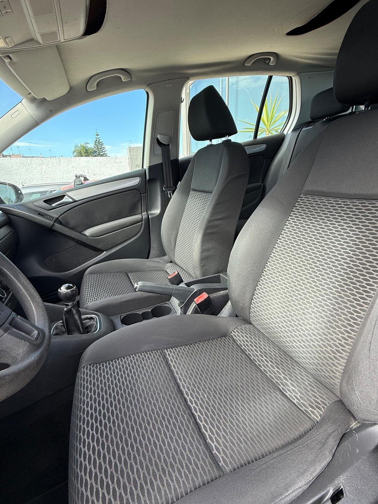 Volkswagen Golf1.6 TDI 5p. Highline