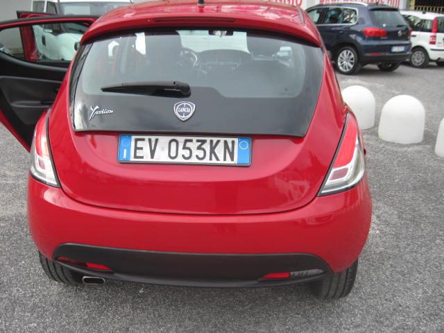Lancia Ypsilon 1.3 MJT 16V 95 CV 5 porte GARANZIA