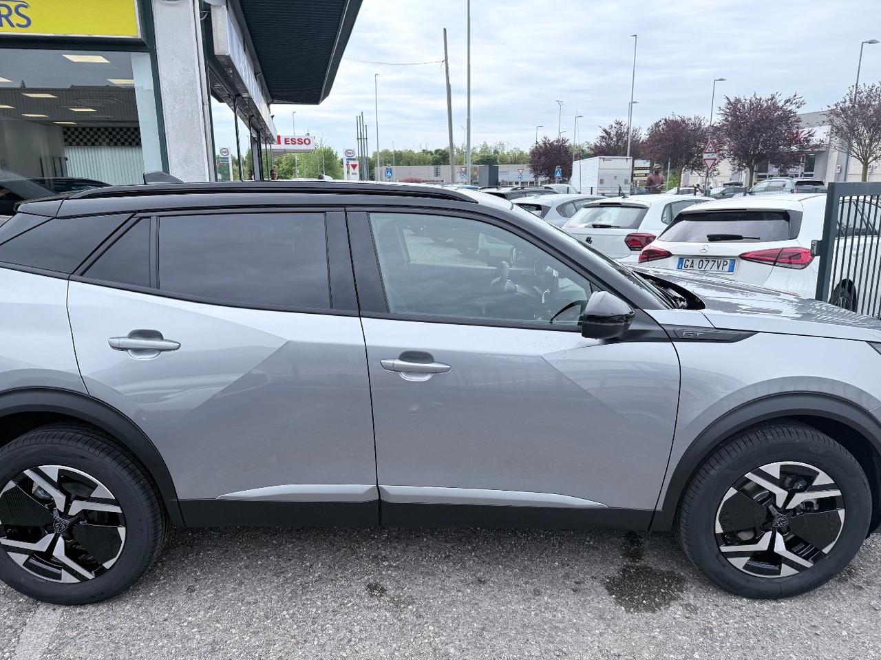 Peugeot 2008 2008 1.2 hybrid GT 145cv e-dcs6
