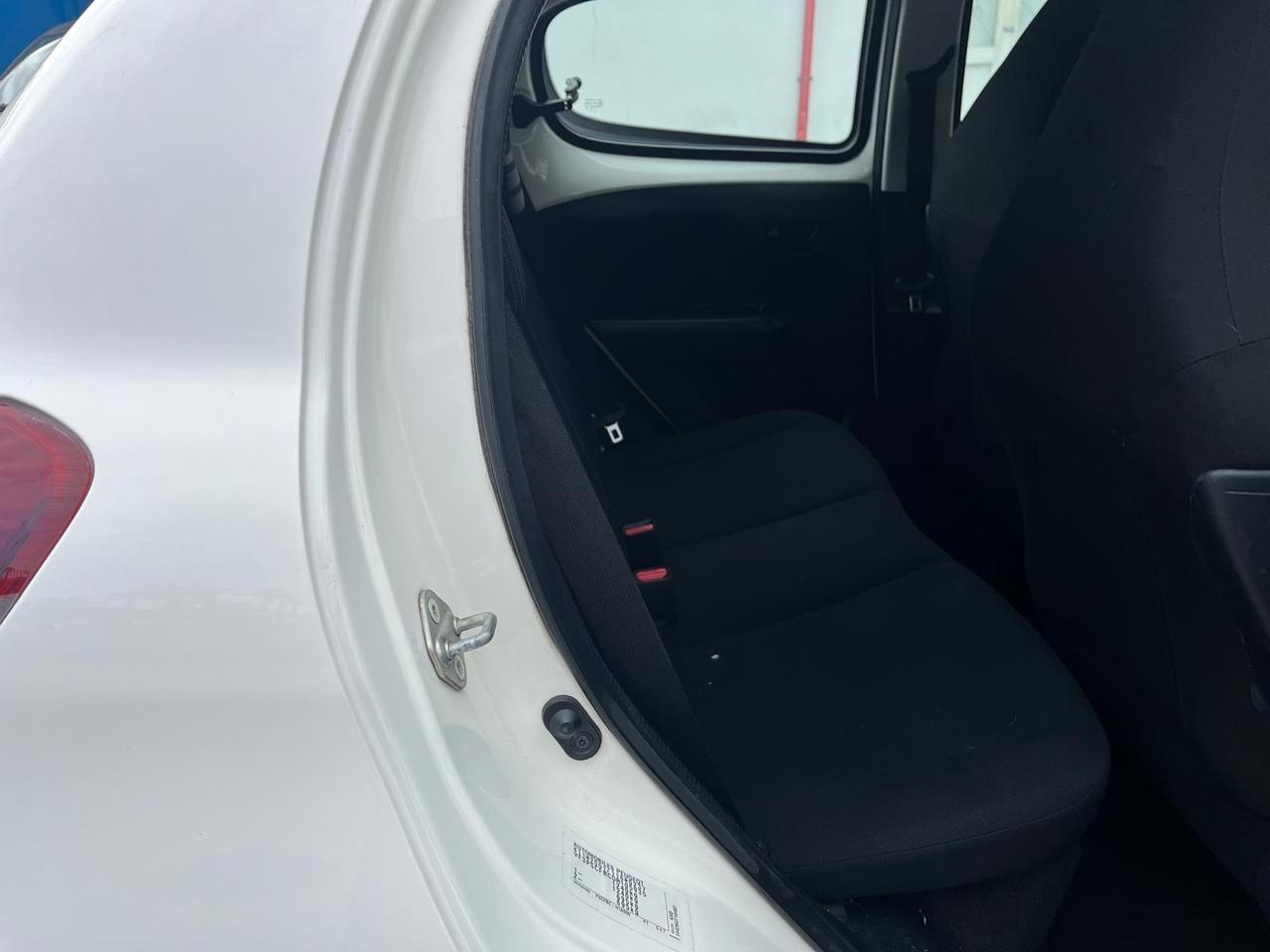 Peugeot 108-5P-1.0 gpl - Full -2016