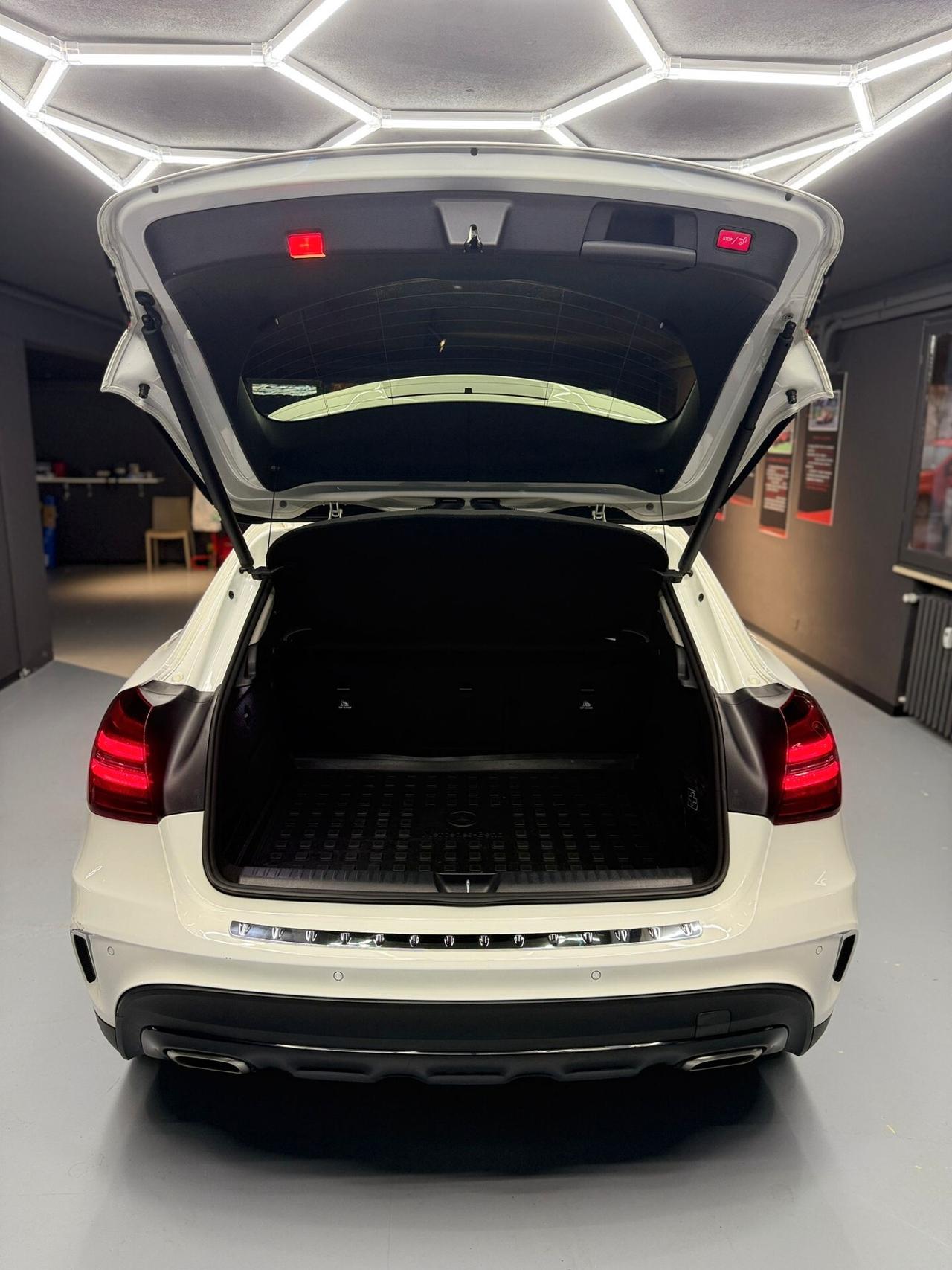 Mercedes-benz GLA 200 d Automatic Premium night edition