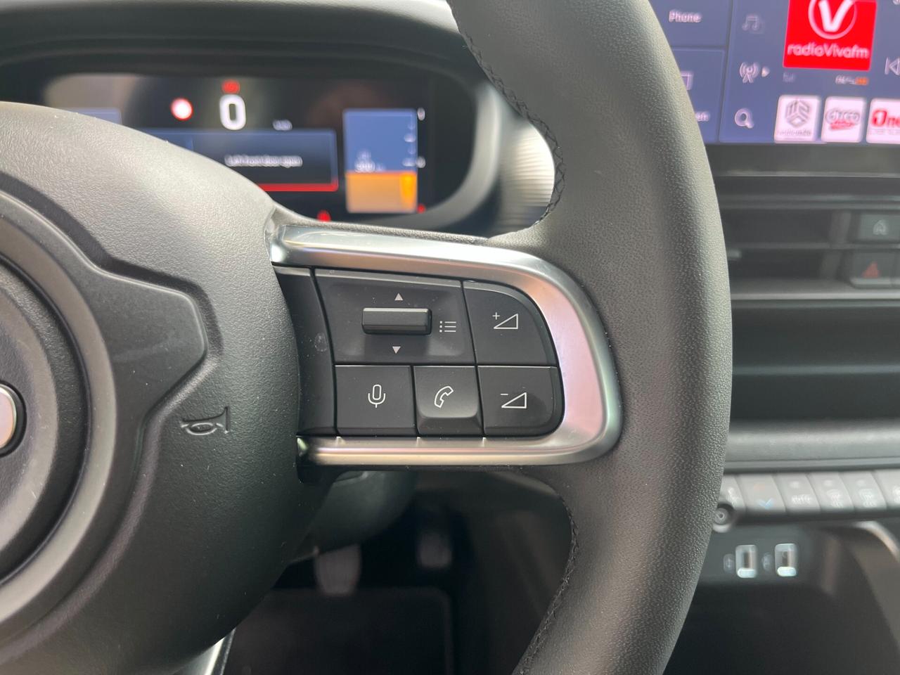 JEEP AVENGER 1.2 100CV ALTITUDE - UNICO PROPRIETARIO - NESSUN VINCOLO FINANZIARIO - IVA ESPOSTA AL 100% INCLUSA NEL PREZZO