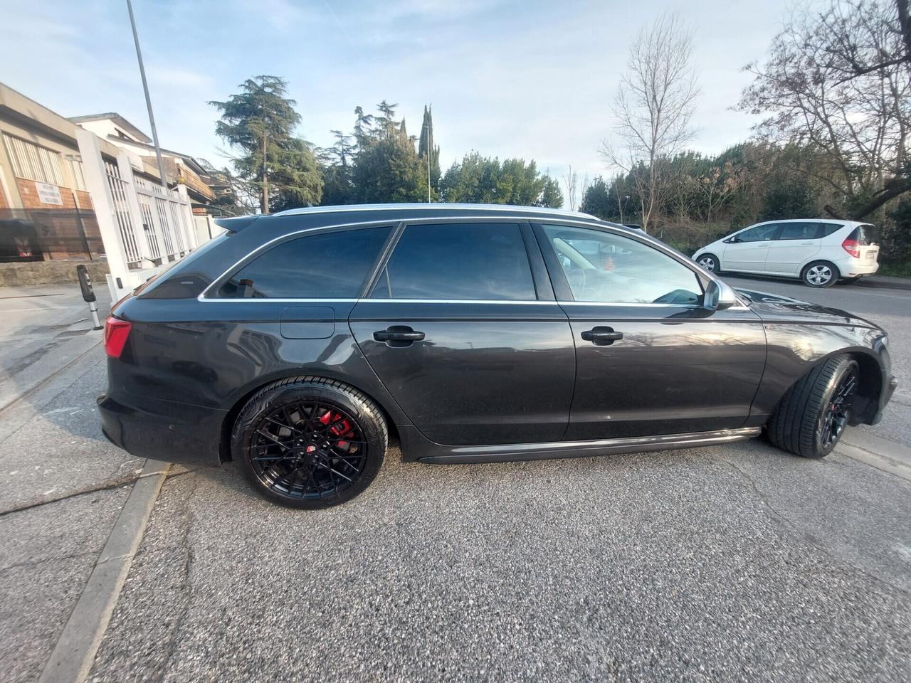 Audi A6 3.0 V6 quattro tiptronic business plus
