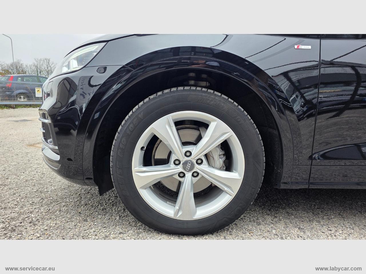AUDI Q5 35 TDI quattro S tr. S-LINE