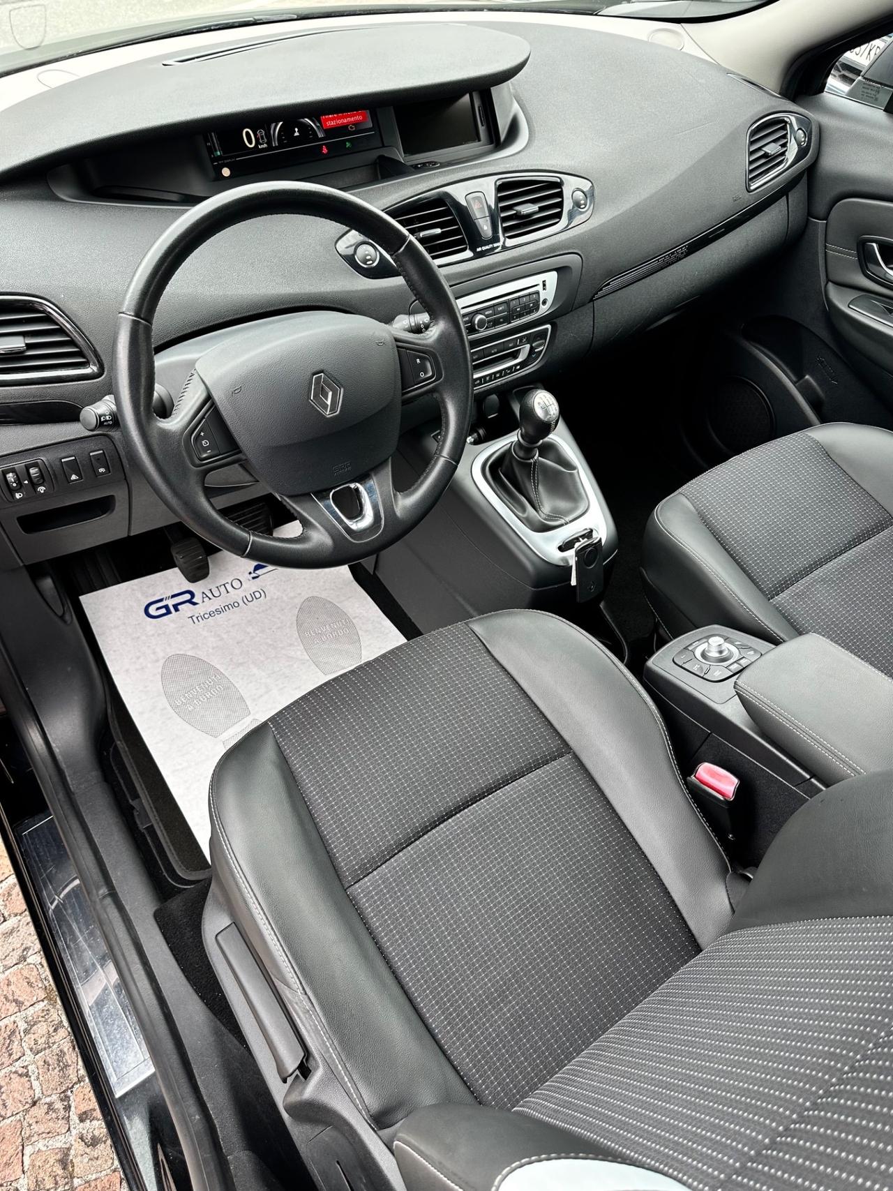 Renault Scénic XMod 1.5dCi 110CV