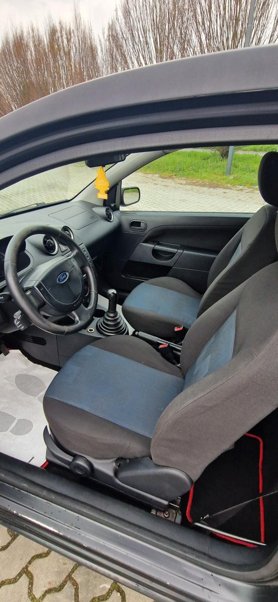 Ford Fiesta 1.2 16V 3p. Ghia
