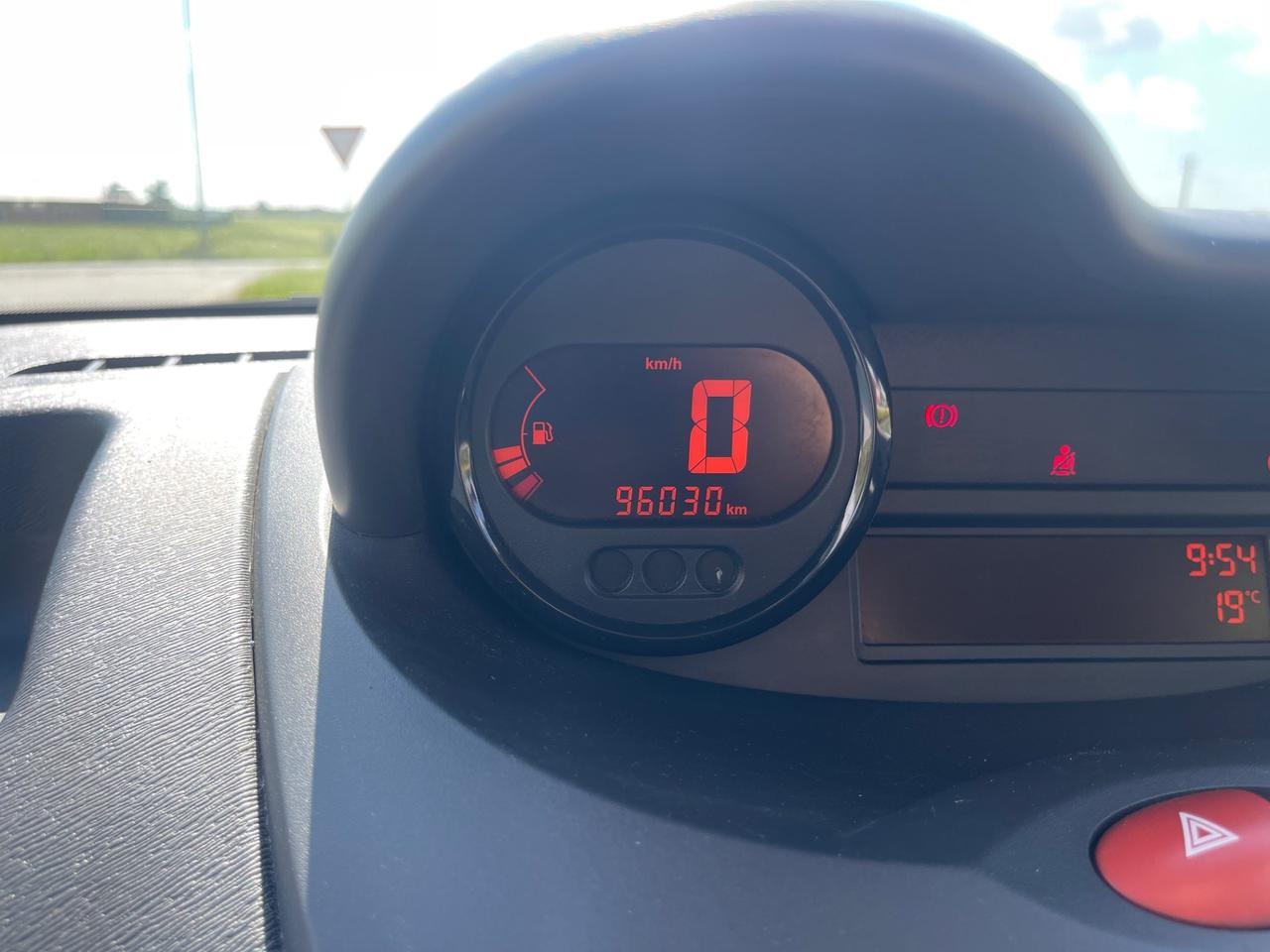 Renault Twingo 1.2 8V Le Iene
