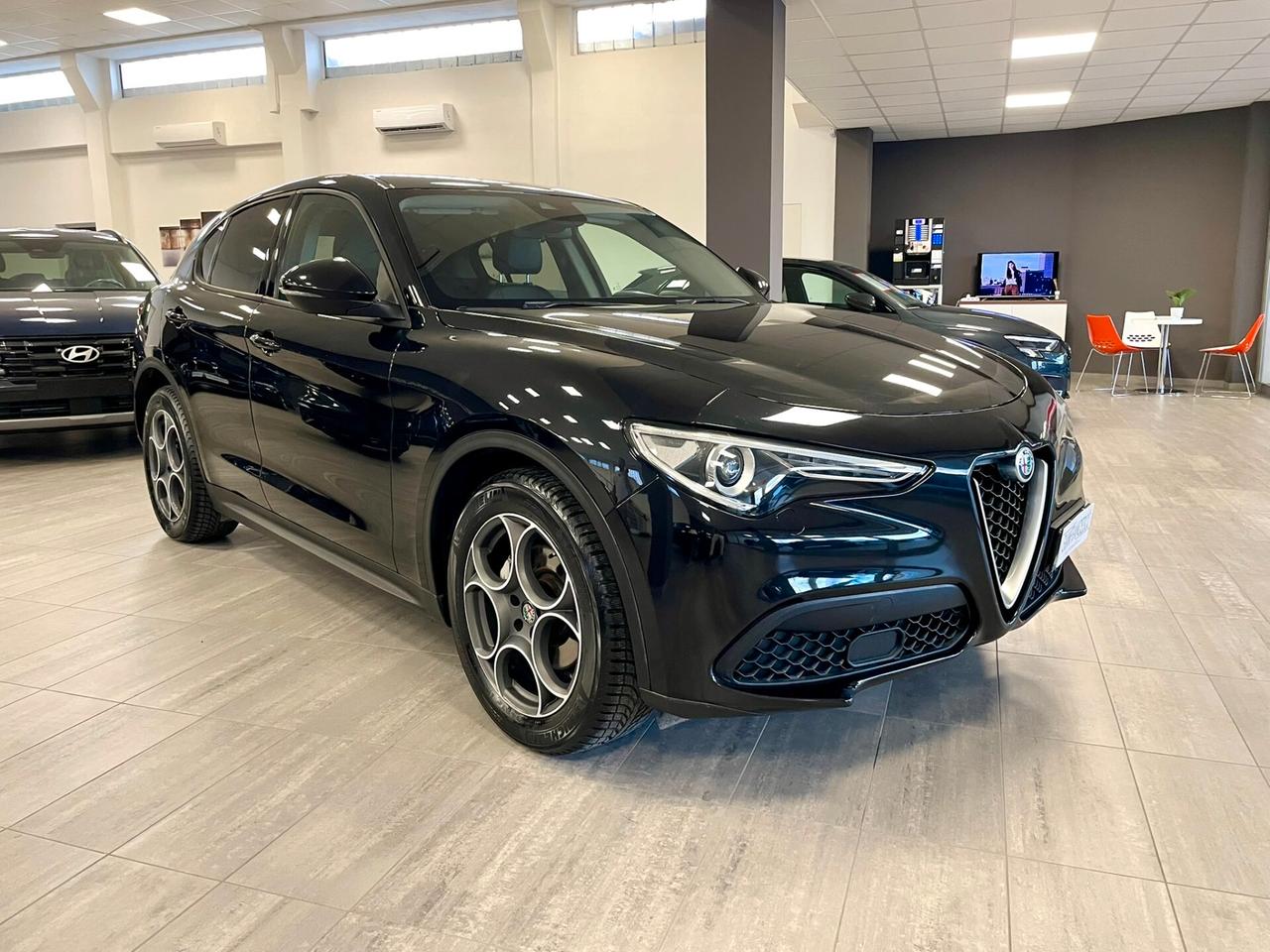 Alfa Romeo Stelvio 2.2 Turbodiesel 160cv AT8 RWD Business