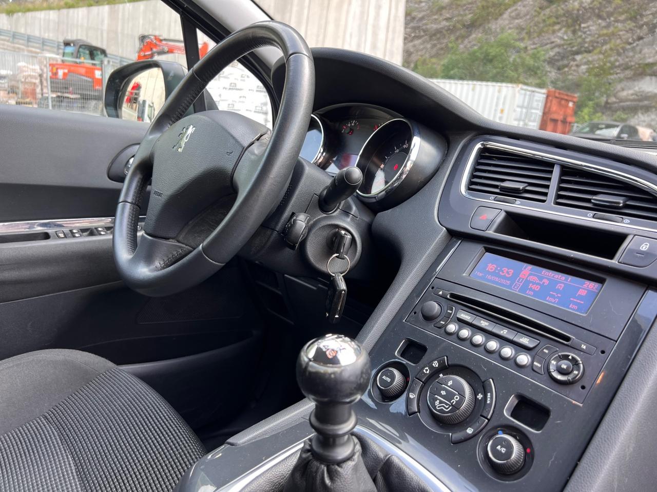 Peugeot 5008 1.6 HDi 112CV 7 posti