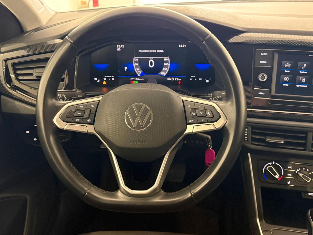 VOLKSWAGEN TAIGO AUTOMATICA 30.000 KM